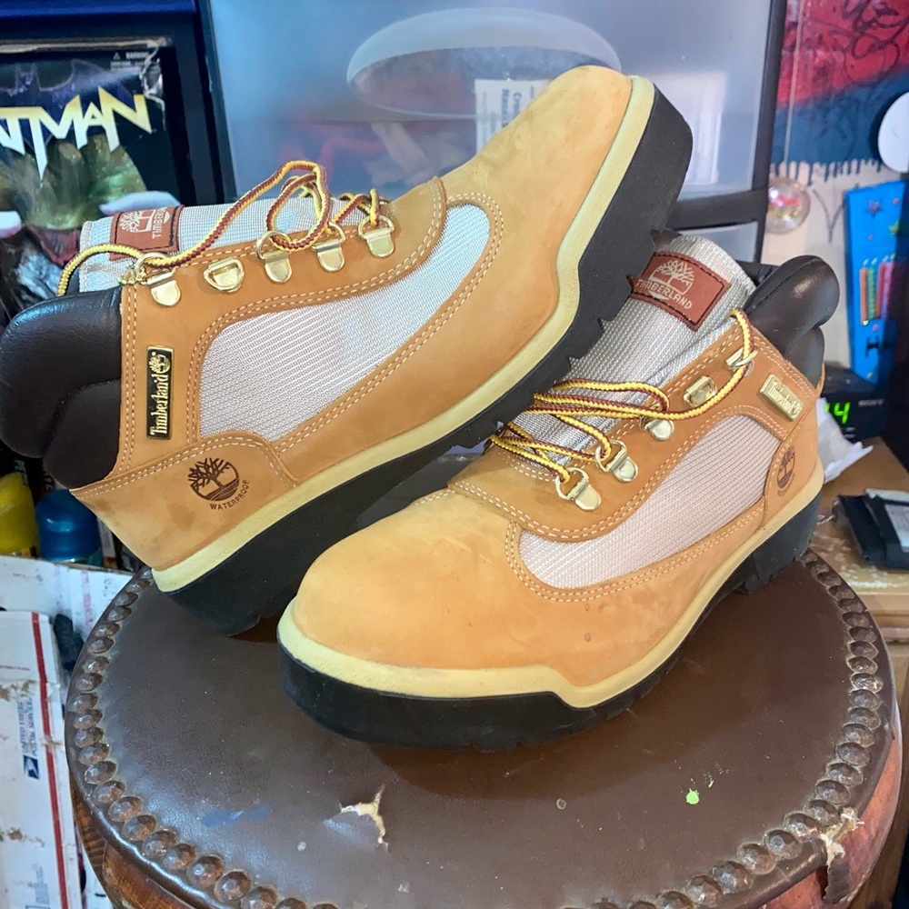 Timberland field boot sz 8 men wheat